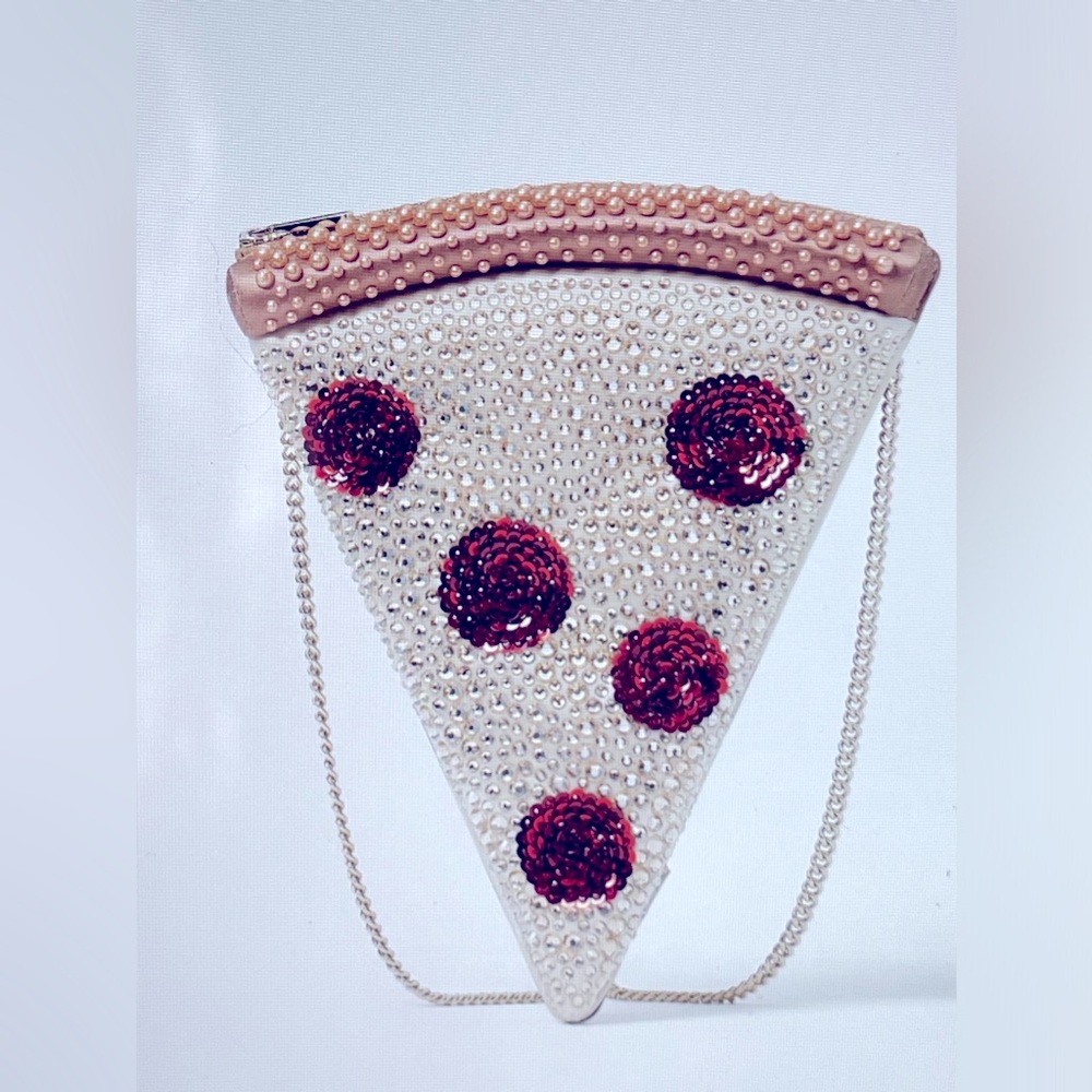 🍕 KATE SPADE 3D CRYSTAL EMBELLISHED PIZZA CROSSBODY BAG 🍕
